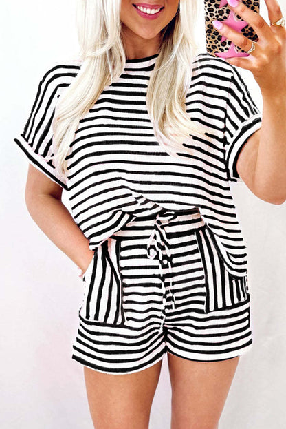 💝💝Women's Striped Set: Crew Neck Short-sleeve Pullover & Drawstring Shorts