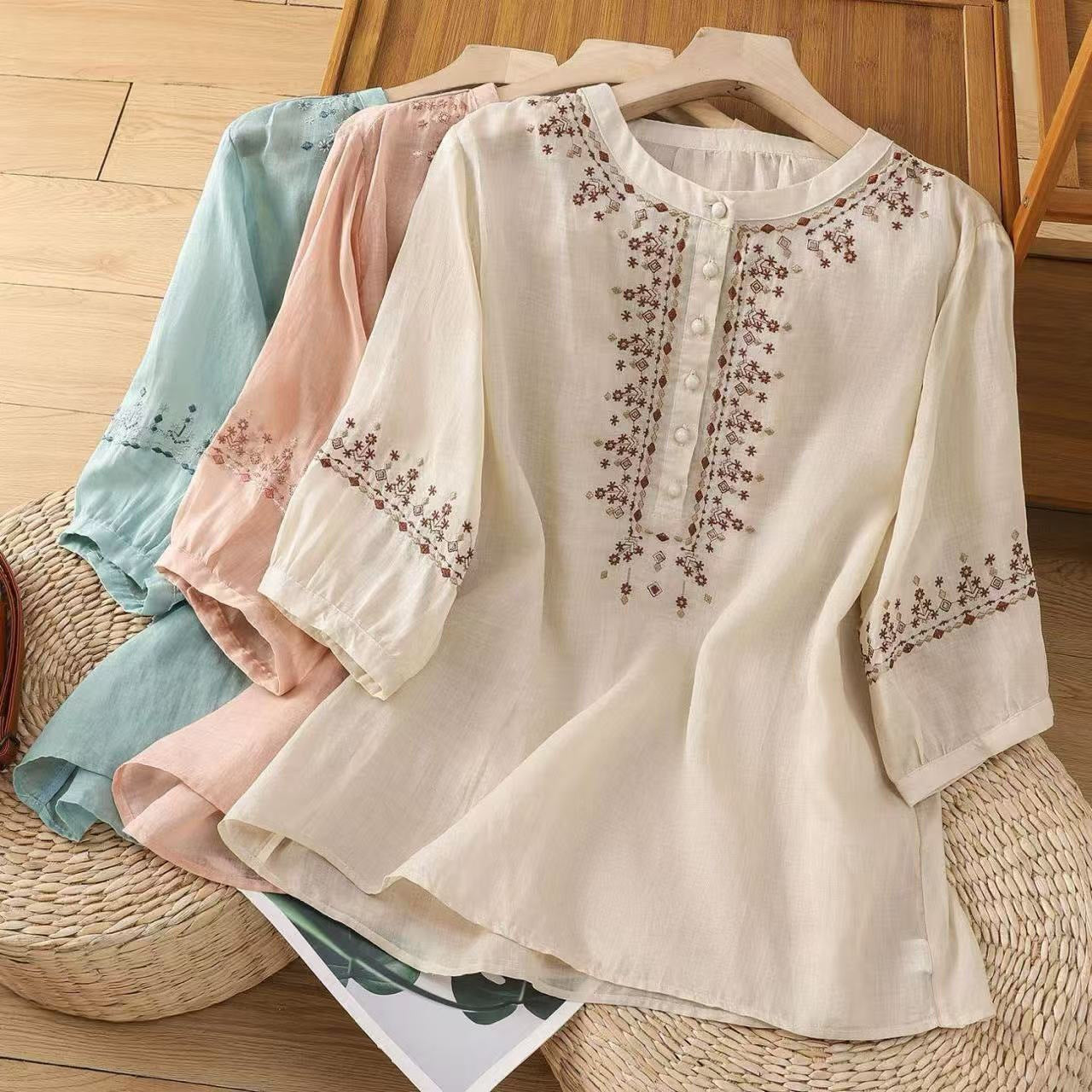 Embroidered, Artsy-retro Style, Pullover, 3/4-sleeve, Loose-fit Cotton-linen Shirt (lightweight)