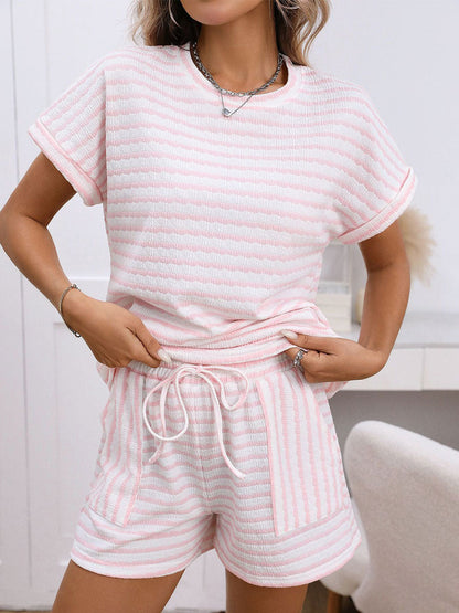 💝💝Women's Striped Set: Crew Neck Short-sleeve Pullover & Drawstring Shorts